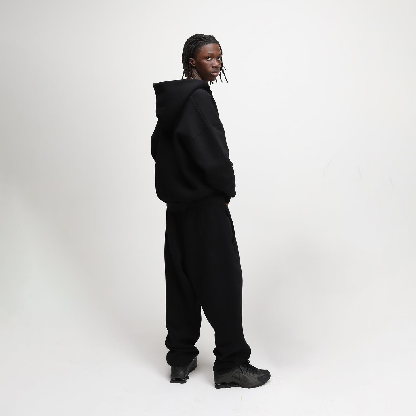 ANY DAY SWEATS BLACK