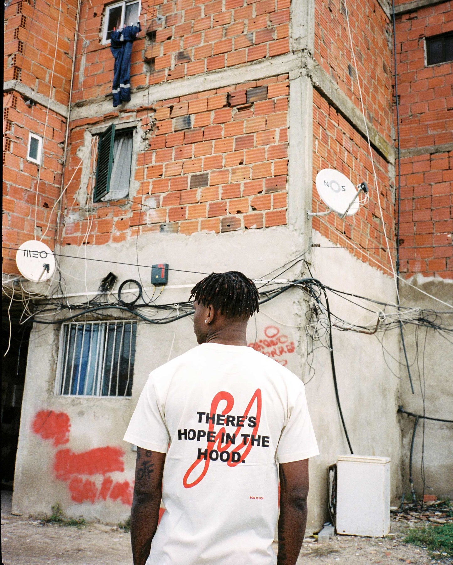 HOPE IN THE HOOD TEE